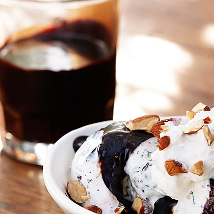 su-Hot Fudge Sauce