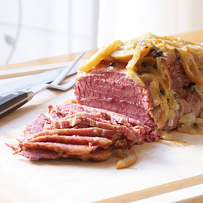 su – Oven-Braised Corned Beef Brisket