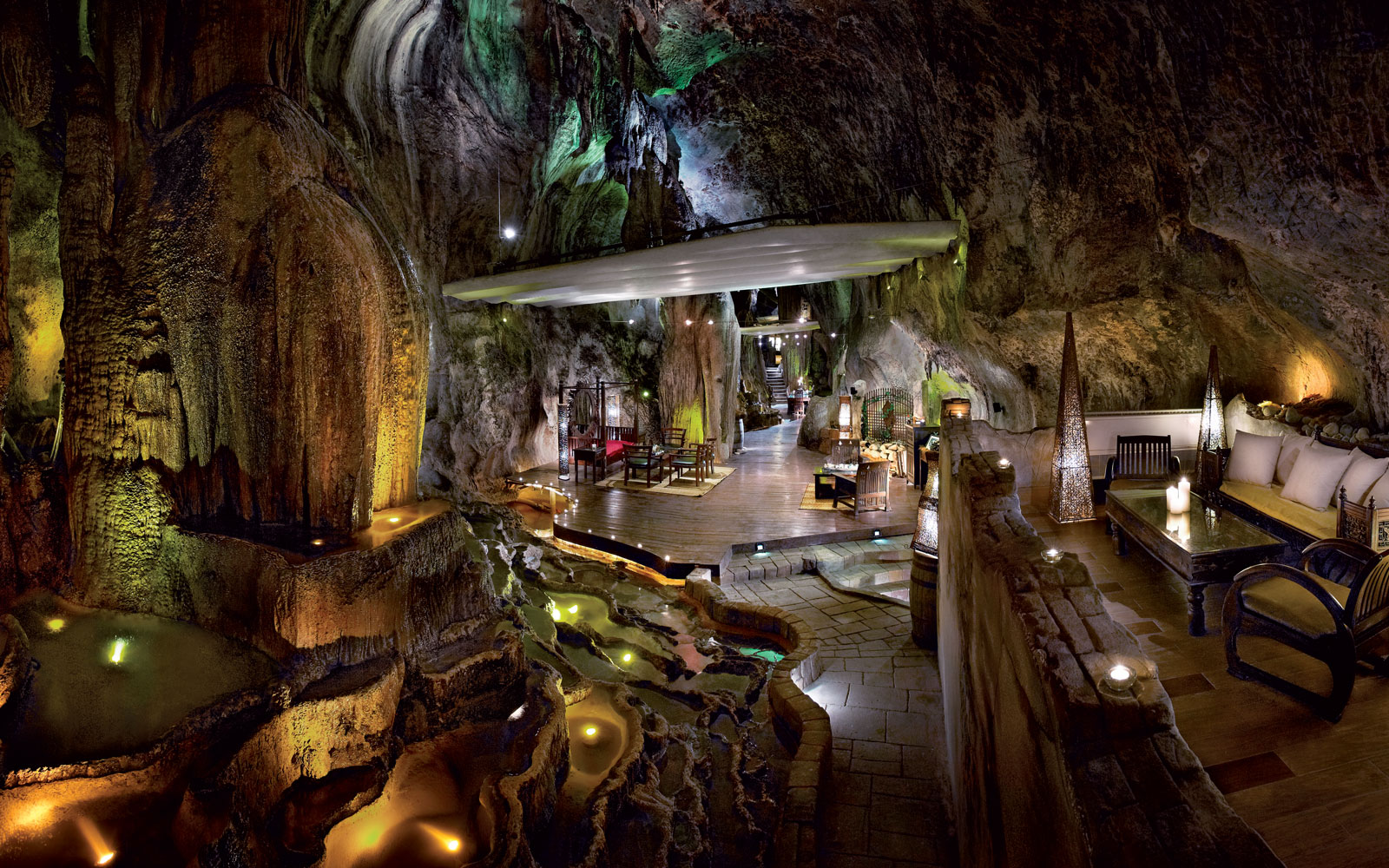 jeffs-cellar-at-the-bajarin-hotsprings-retreat-in-malaysia