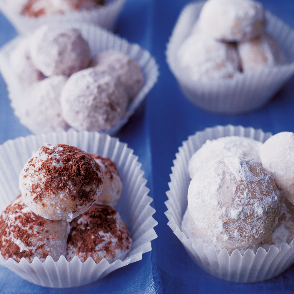 Louisiana Pecan Balls