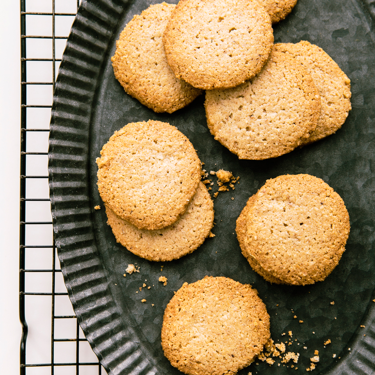 su-Oat Flour and Almond Sablés Image