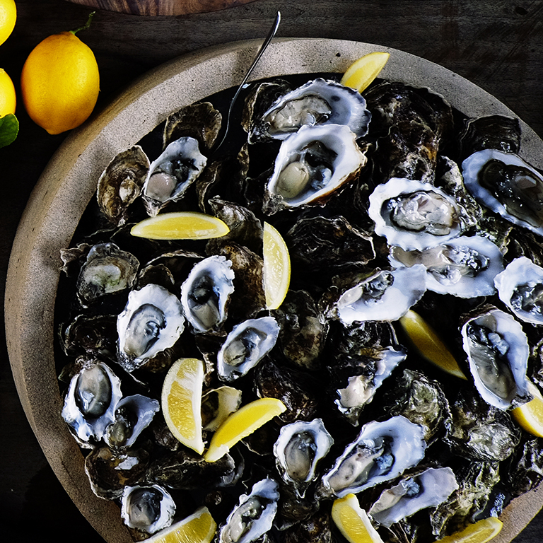 su-Oysters with Verjus Mignonette Image