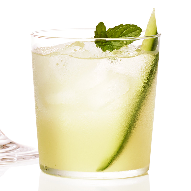 su-Peruvian Maid Image