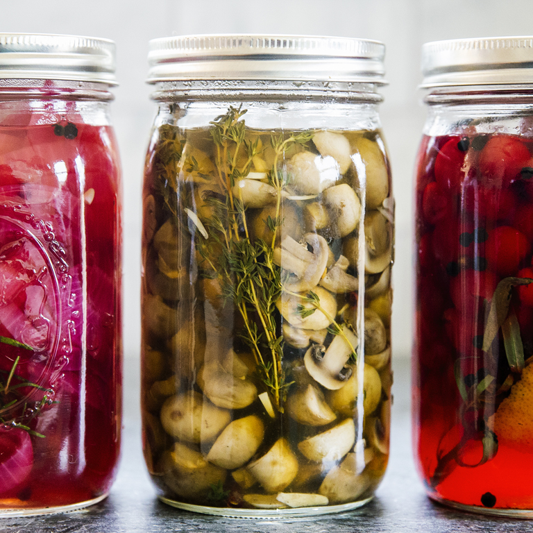su-Pickled Mushrooms with Garlic and Thyme Image
