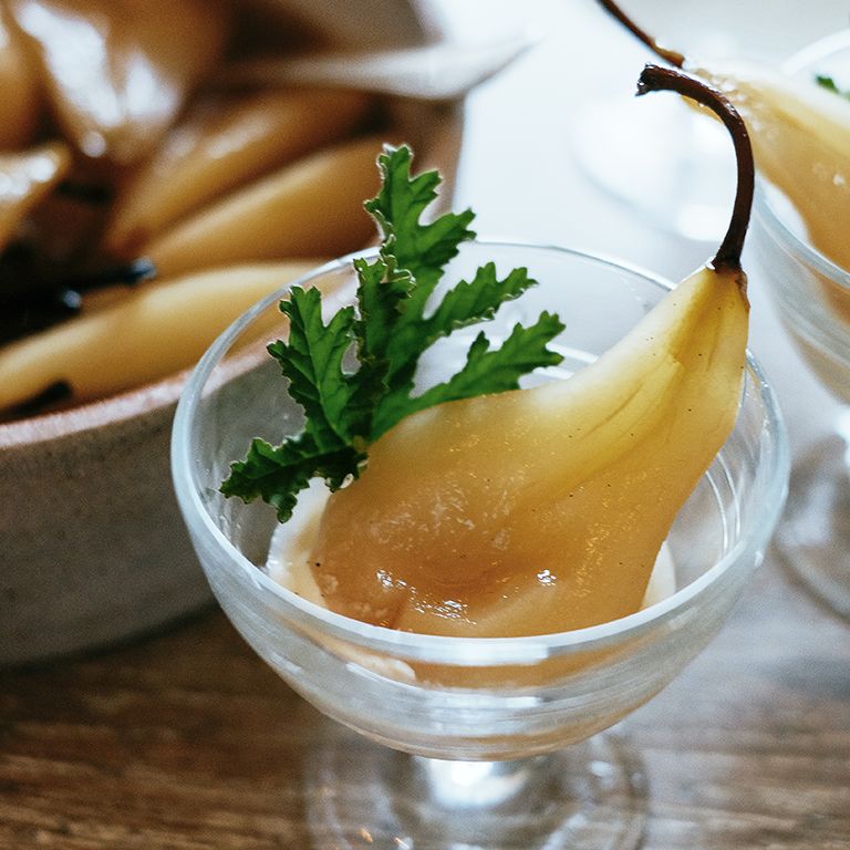 su-Poached Pears in Muscat Wine Image