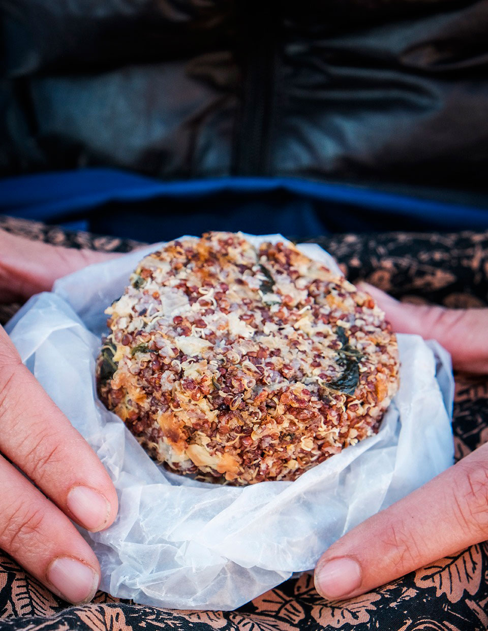 su-Spinach Artichoke Quinoa Cakes Image