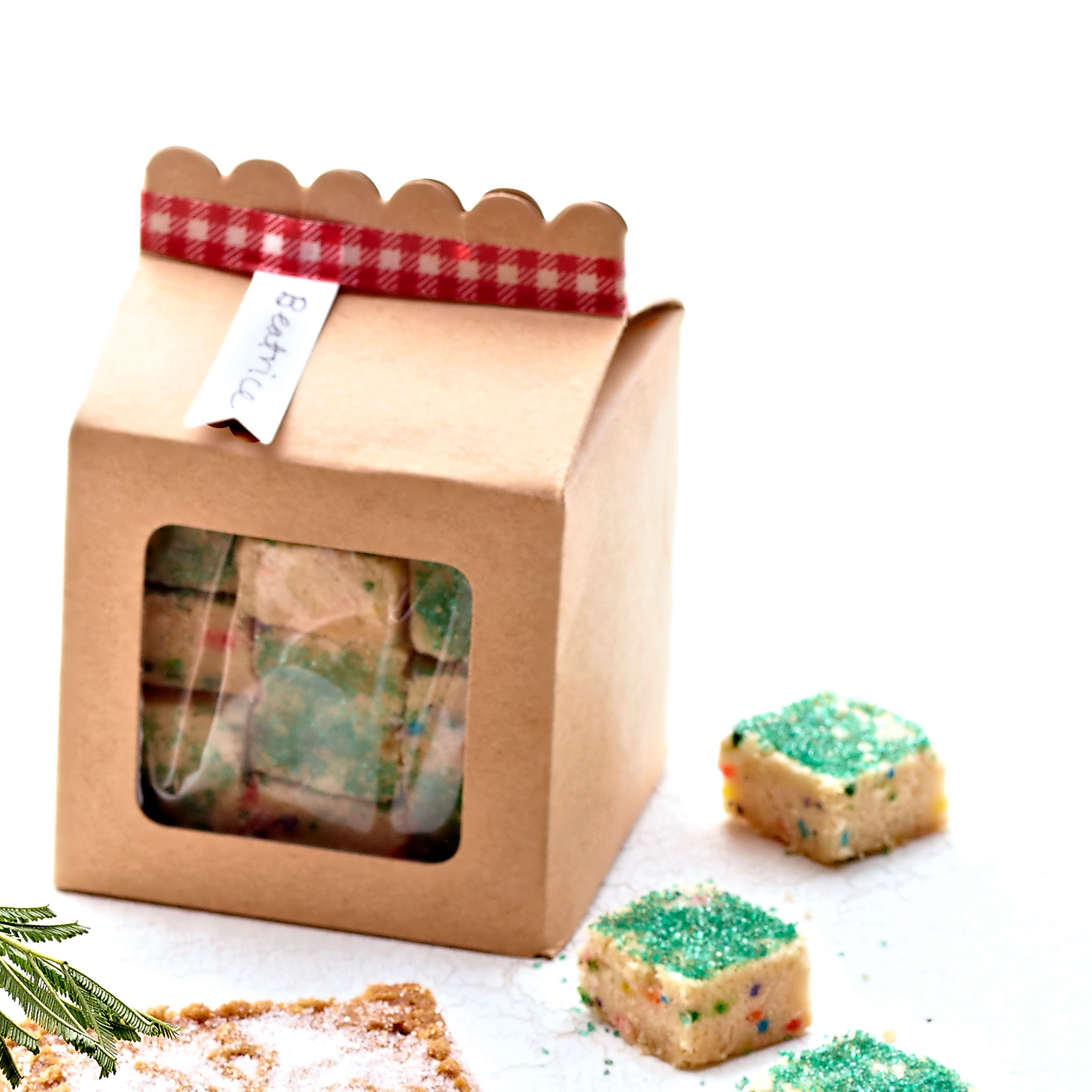 su-Sprinkle-Top Shortbread Bites Image