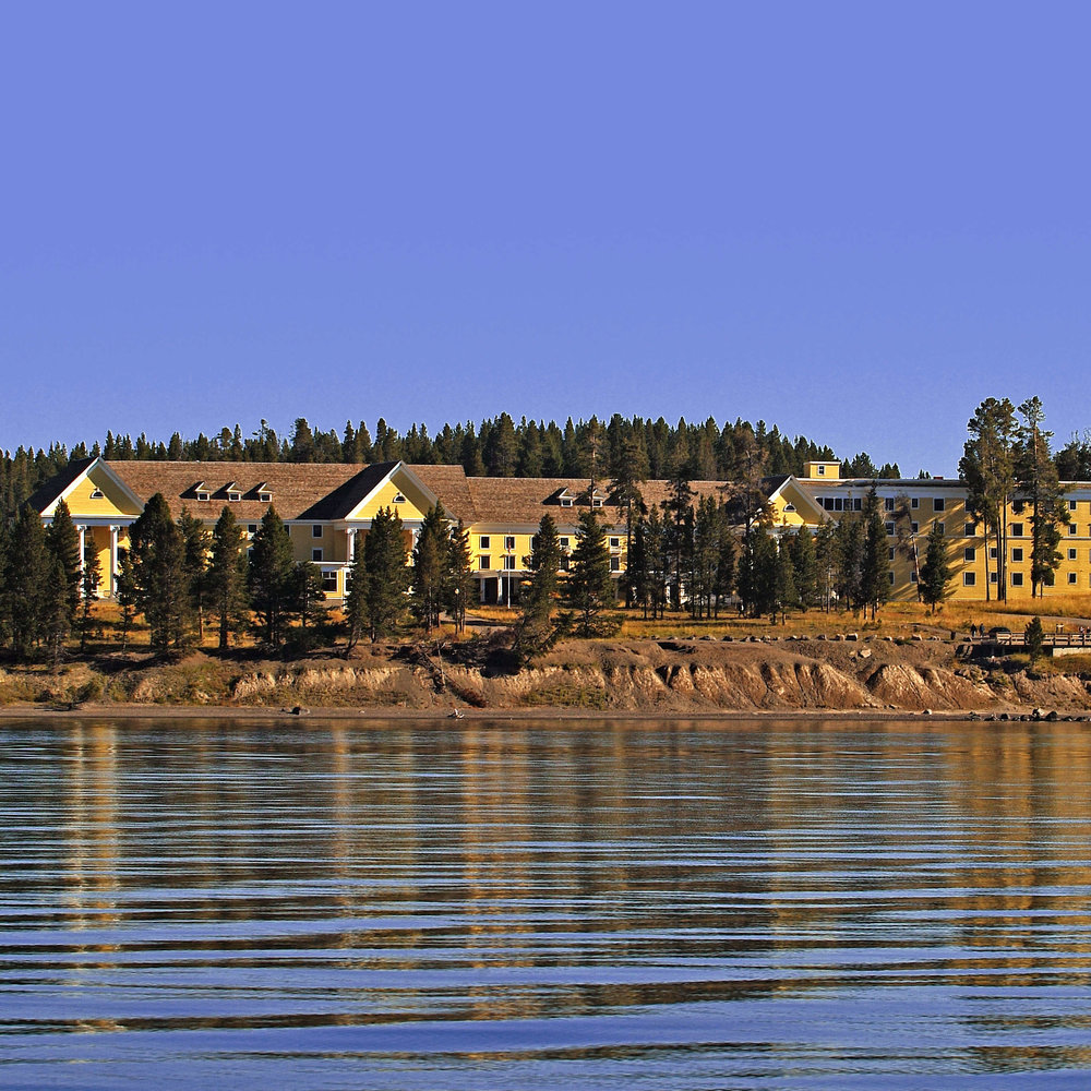 Lake Yellowstone Hotel 