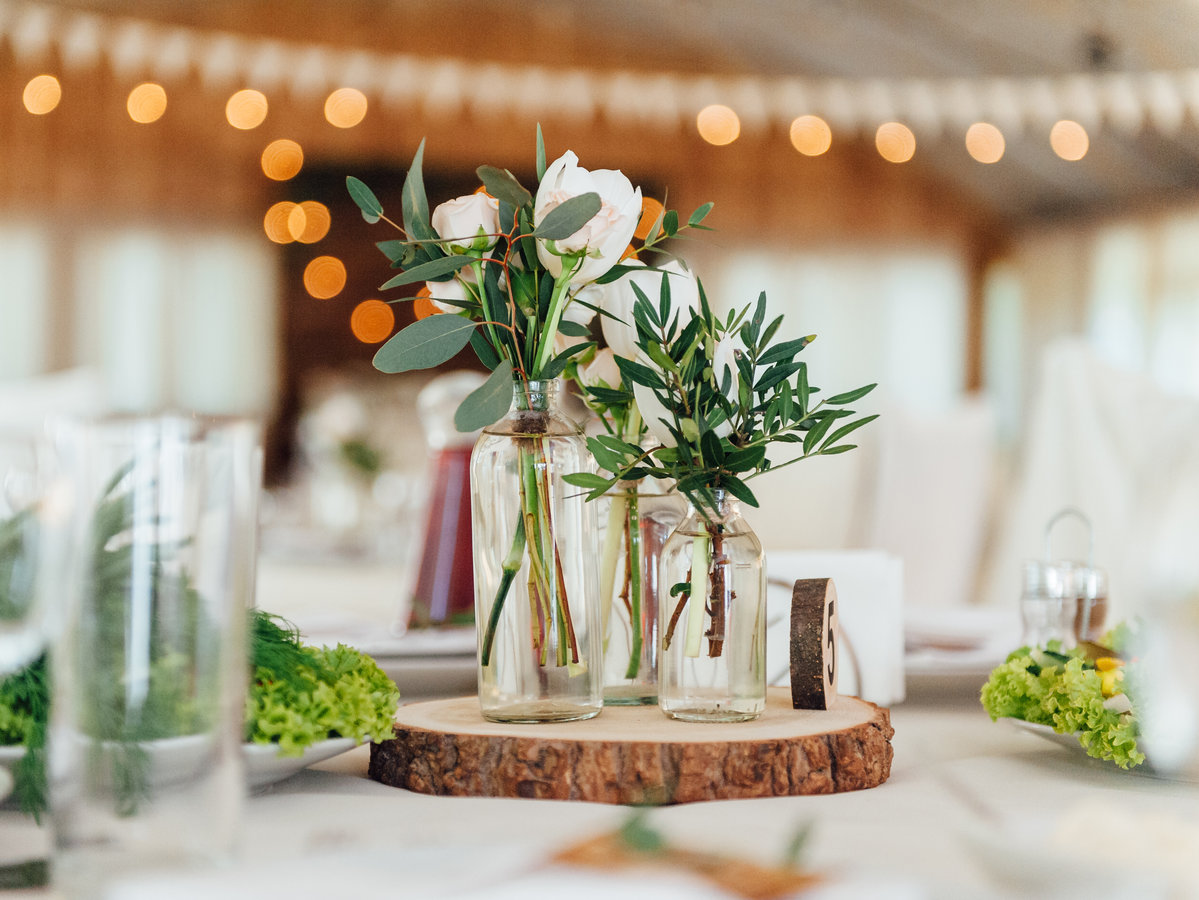 Sustainable Wedding Supplies and Decor