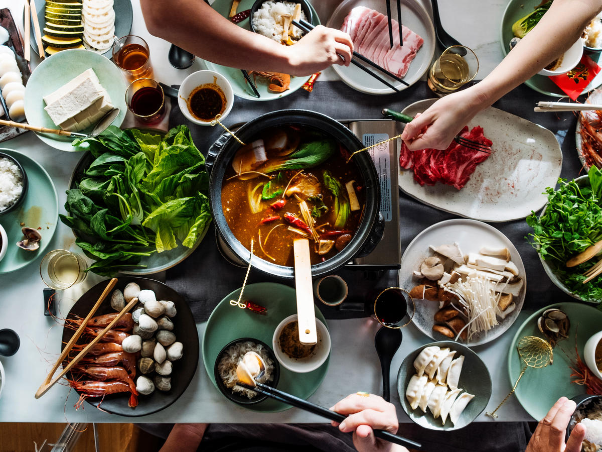 This Easy Chinese Hot Pot is a fun family dinner • Homemaker's Habitat