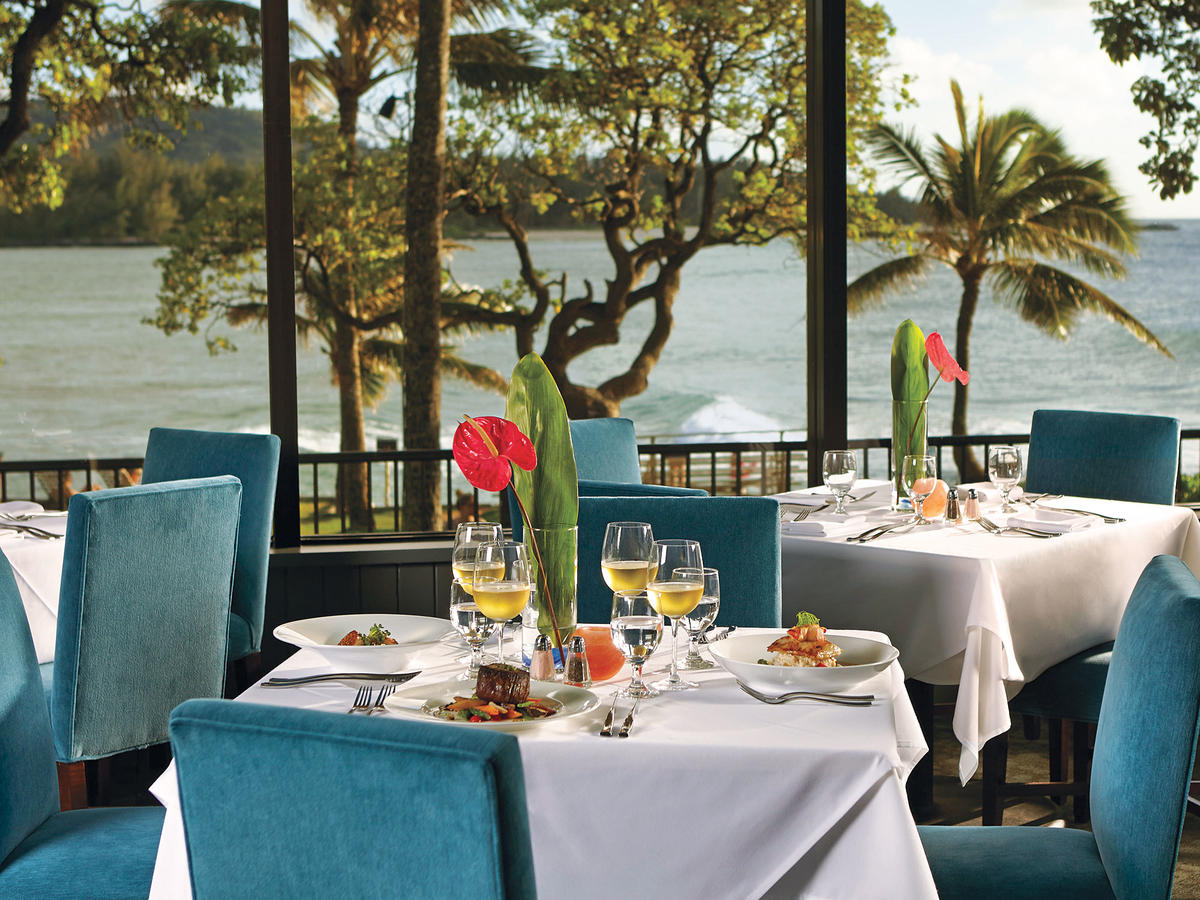 Honolulu S Best Holiday Buffets Sunset Magazine