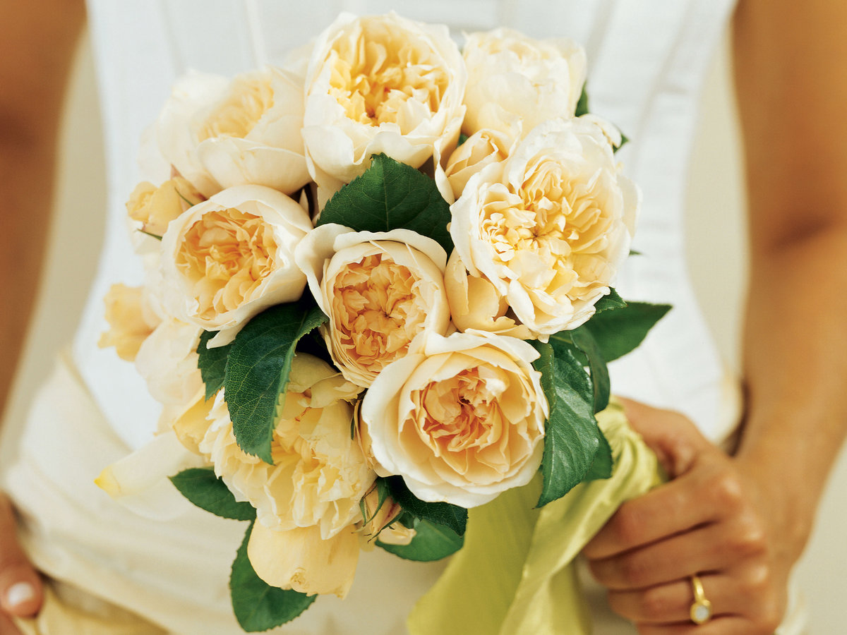 How To Grow And Arrange A Rose Wedding Bouquet Sunset Magazine
