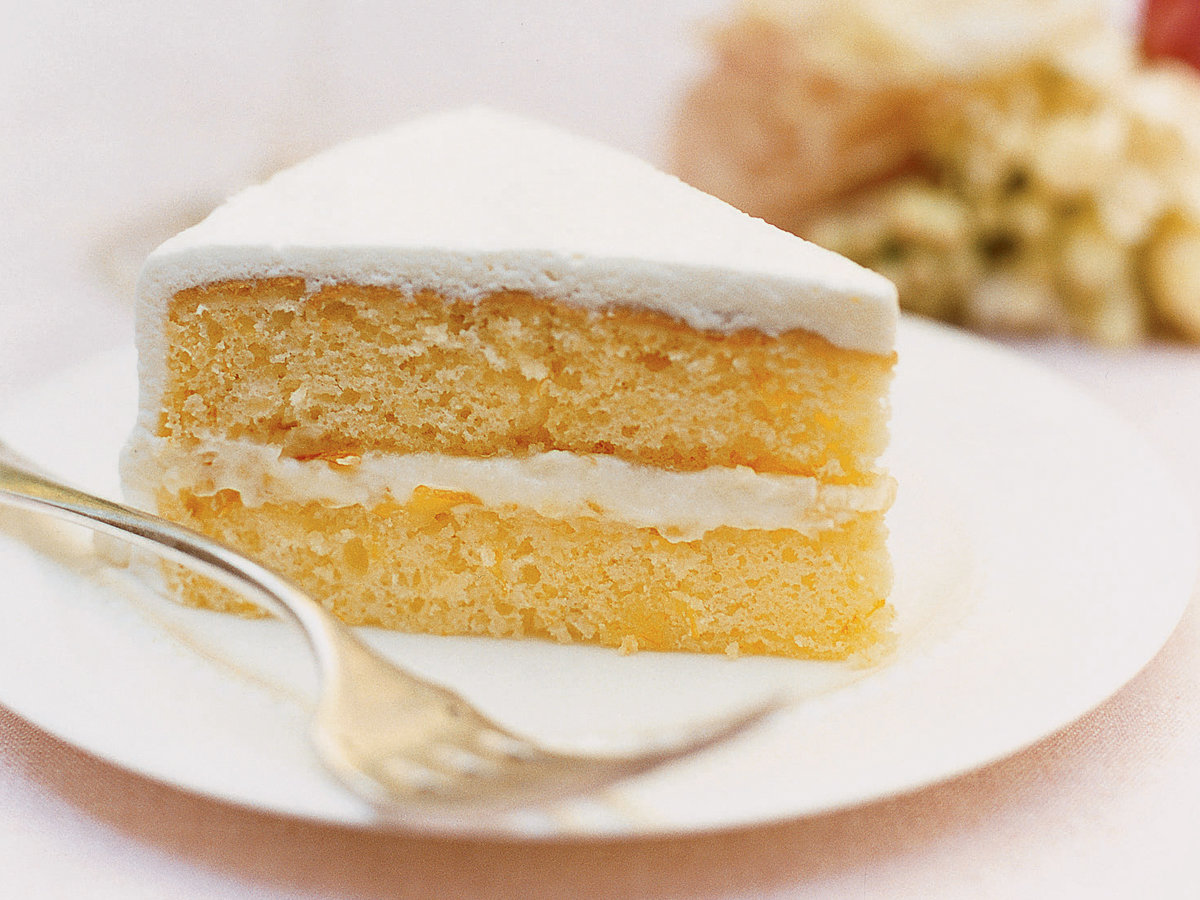 How To Emble A Tiered Wedding Cake Sunset Magazine How To Make A Wedding Cake