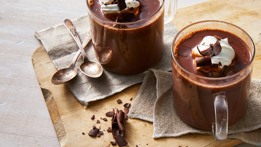 Winter Drinks: Totally Decadent Hot Chocolate