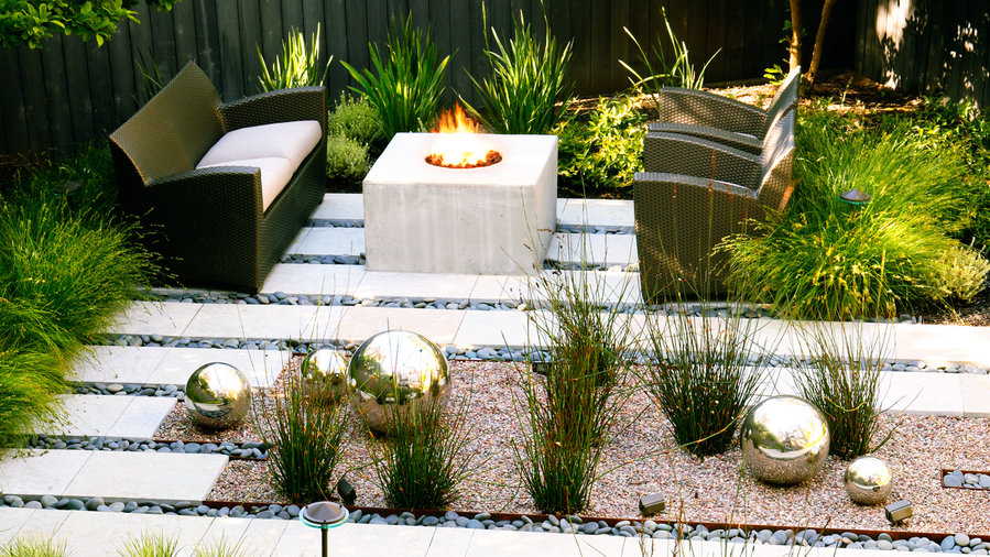 modern small yard design