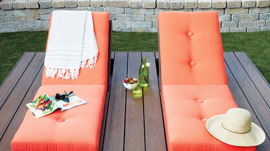 build-a-mini-deck-lounge