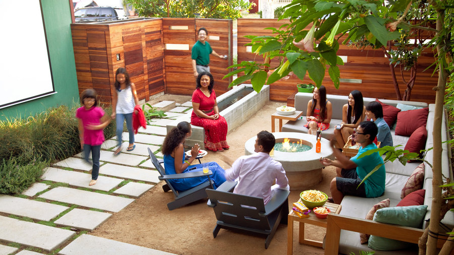 18 Inspiring Outdoor Makeovers - Sunset Magazine - Sunset Magazine