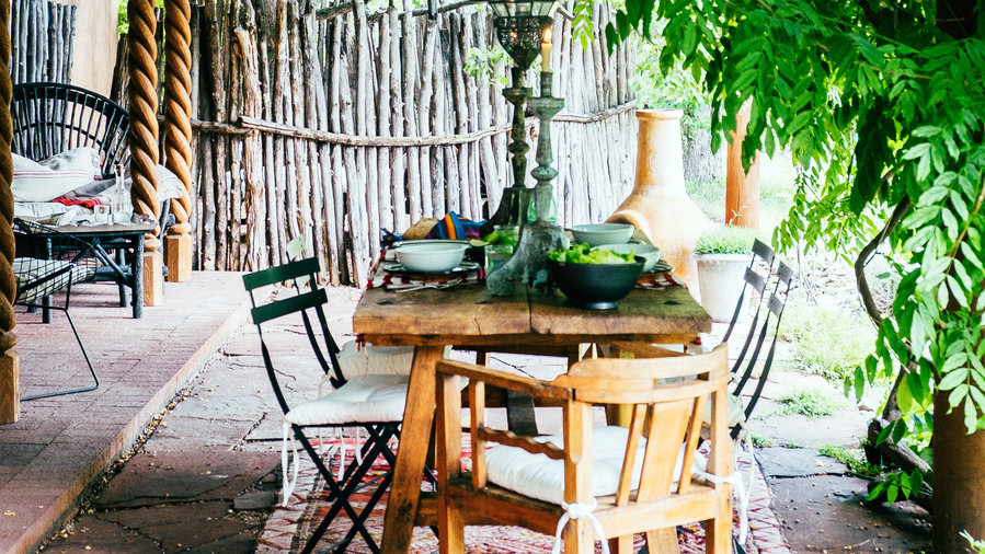 Ideas for Outdoor Dining Rooms