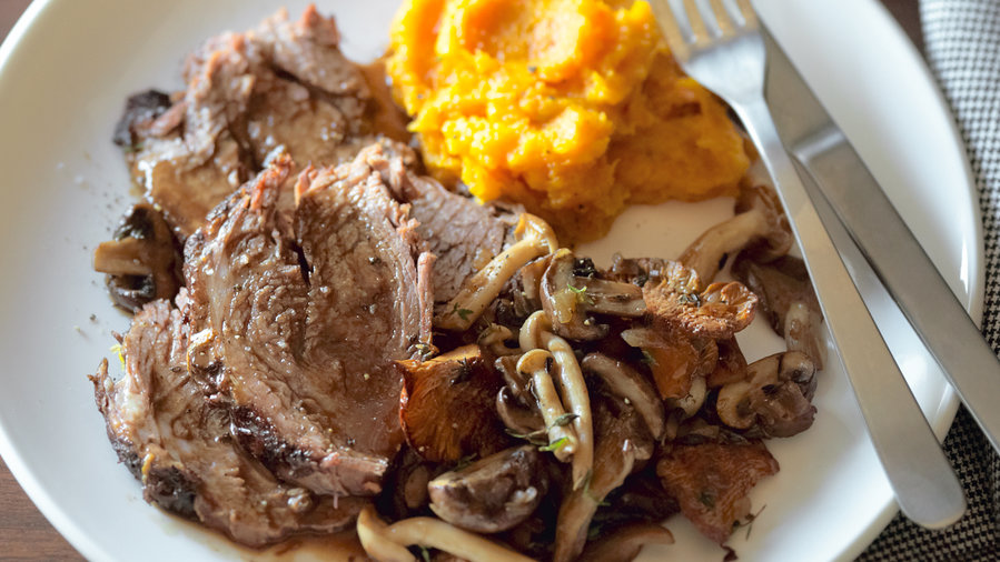 Beef: Pot Roast with Wild Mushrooms and Fresh Thyme (1113)