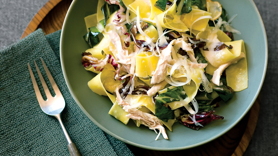 Pappardelle with chicken and winter greens (1009)