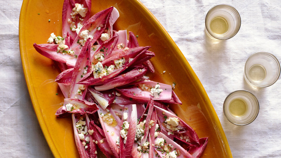 Belgian Endive Salad with Blue Cheese (1113)