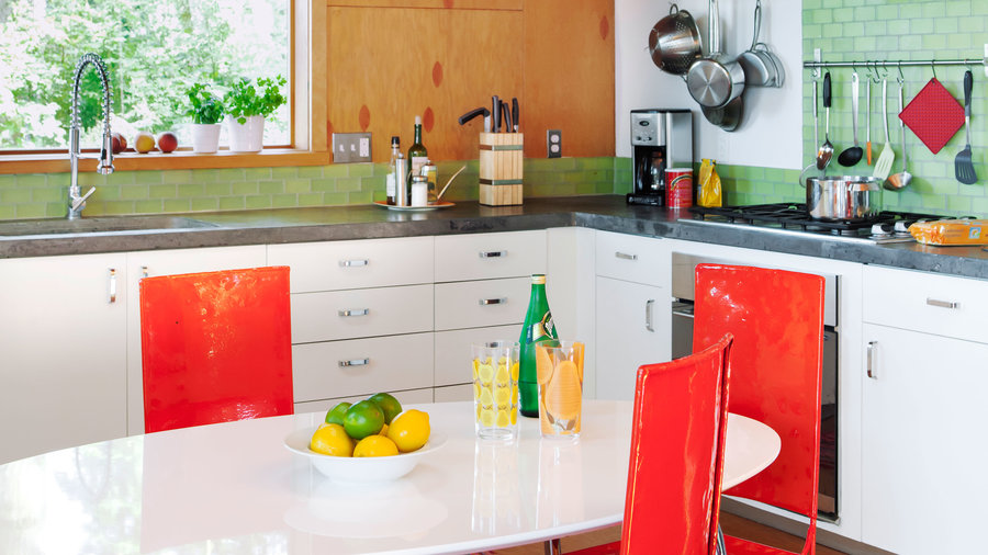 10 Favorite Colorful Kitchens