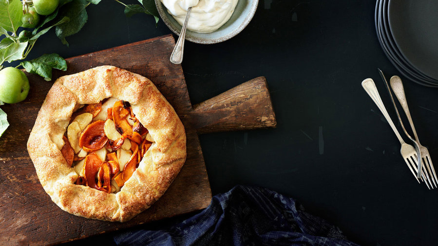 9 amazing apple pie recipes: Apple Pumpkin Galette (1116)