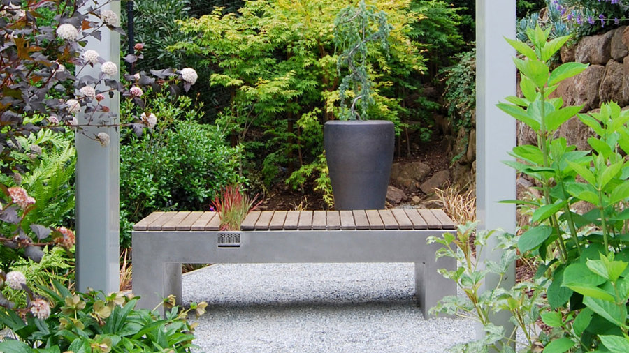 11 Stylishly Functional Garden Benches