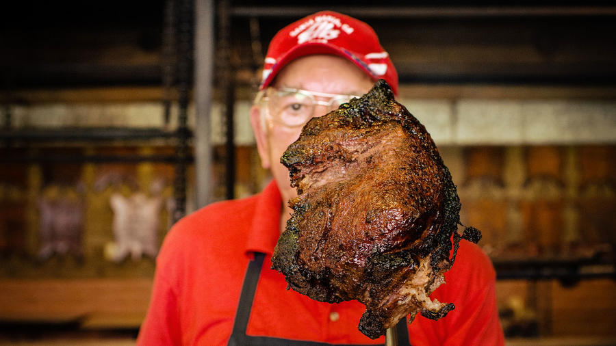 This Unsung California Town Has the West’s Best BBQ