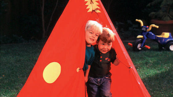 how-to-make-a-backyard-tipi-playhouse
