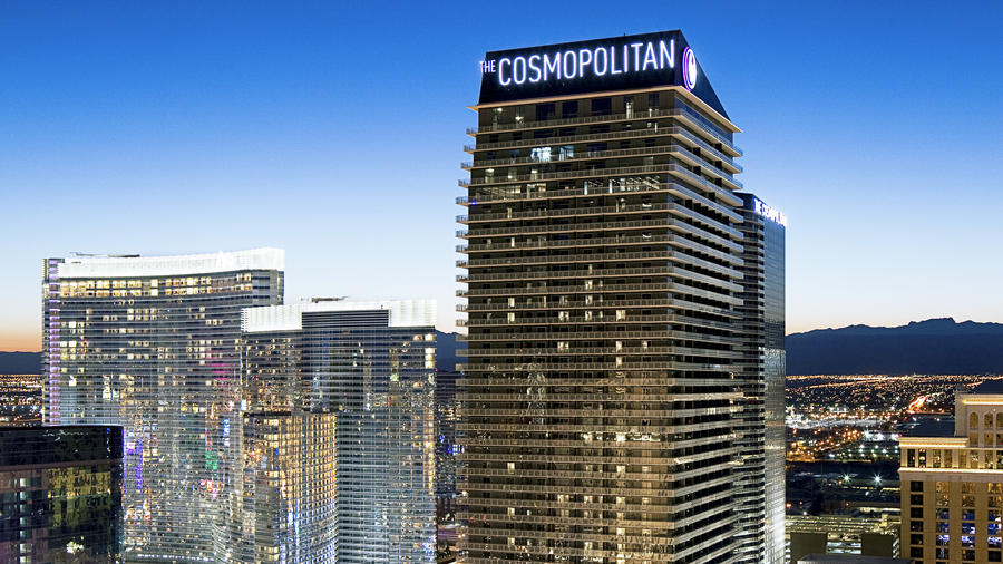 Best DogFriendly Vacations 25 Trips for You and Your Pup Sunset