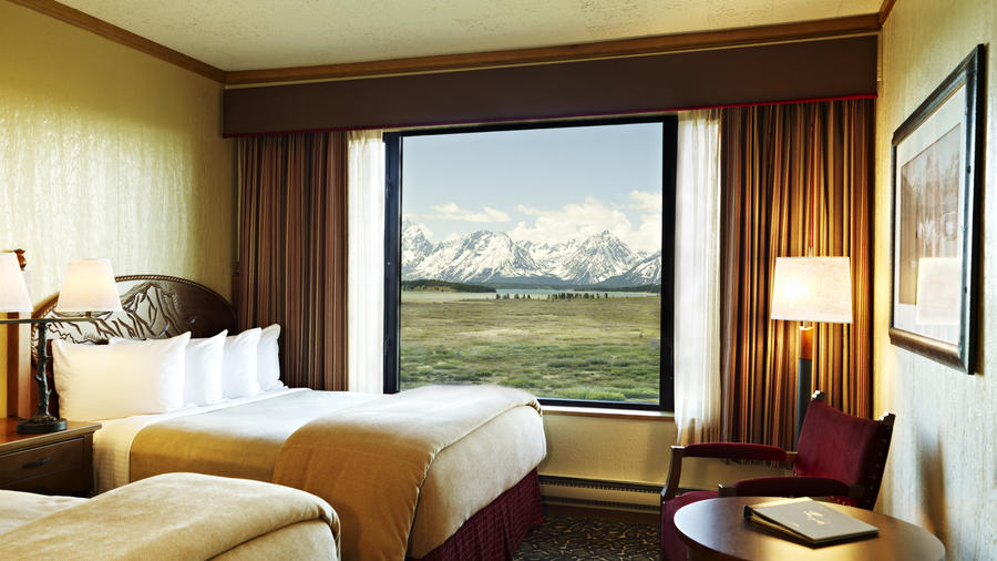Hotels Inns And Lodges At Grand Teton And Jackson Hole Sunset