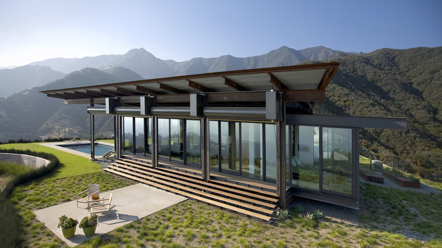 13 Amazing Homes with a View