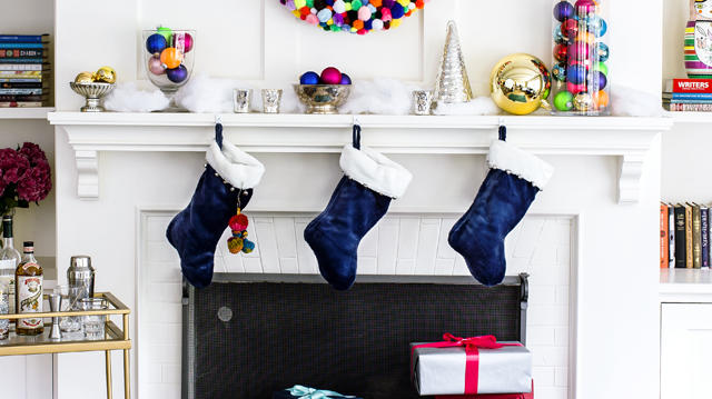 Designer feed: Christmas tree edition