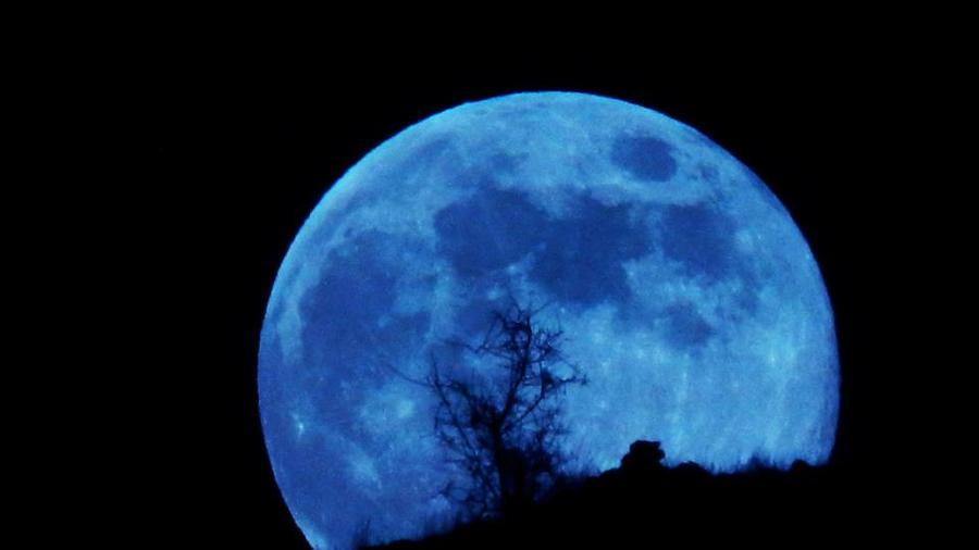 Rare blue moon to occur on Friday, July 31