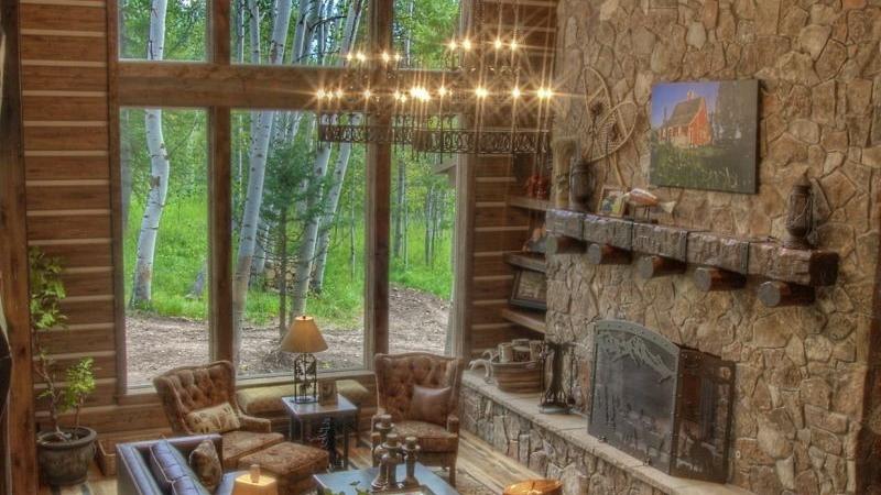 Western-Inspired Rooms