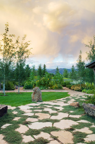 You Ll Be Inspired By These Creative And Inviting Garden Paths Sunset Sunset Magazine