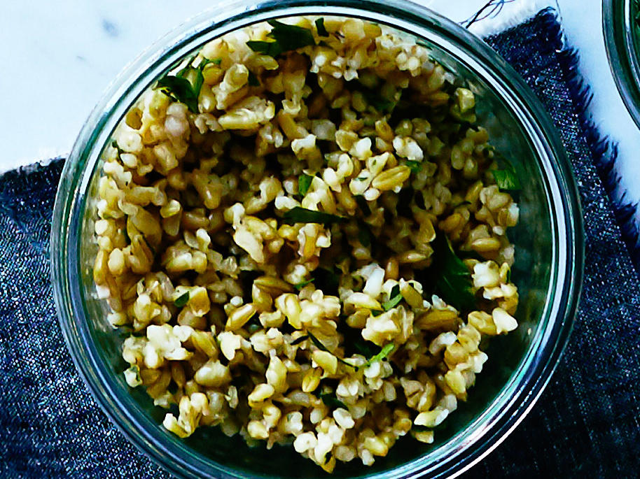 Freekeh with Parsley and Onions Recipe – Sunset Magazine