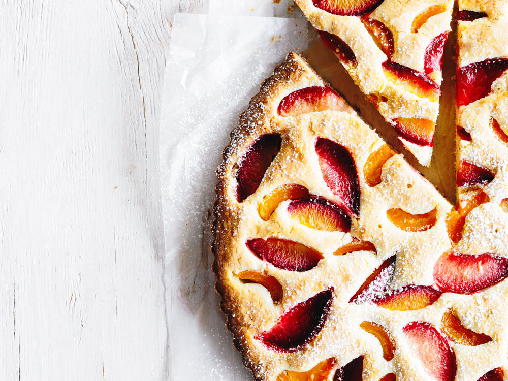 Apricot and Pluot Mosaic Cake Recipe – Sunset Magazine