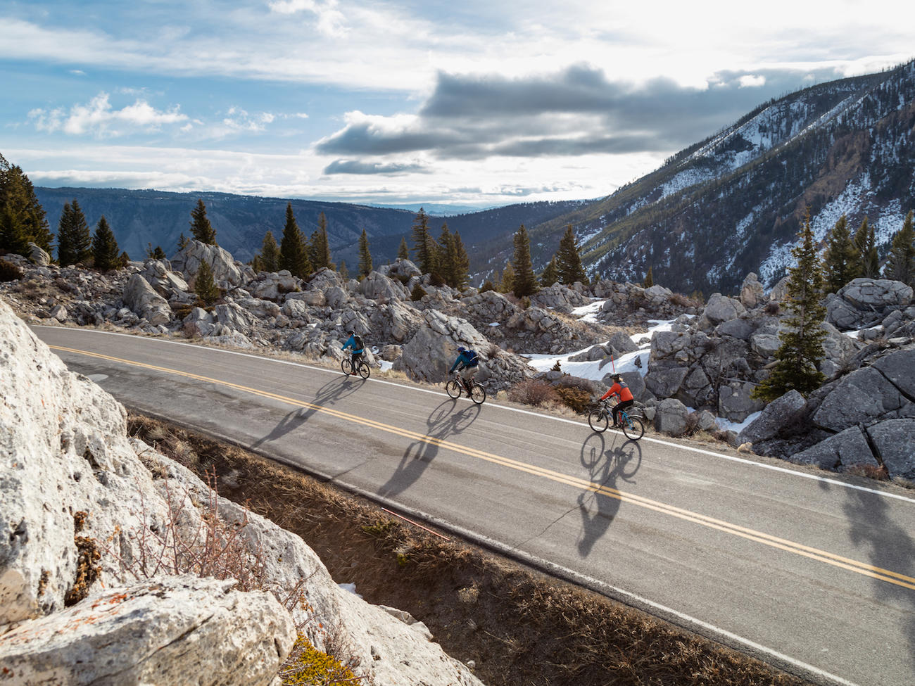 Car-free Bike Paths Open at Yellowstone and Grand Teton National Parks for Limited Time