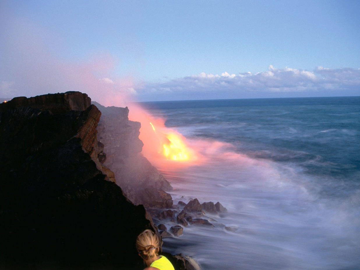 Watch Lava from Kilauea Pour into the Ocean in Hawaii