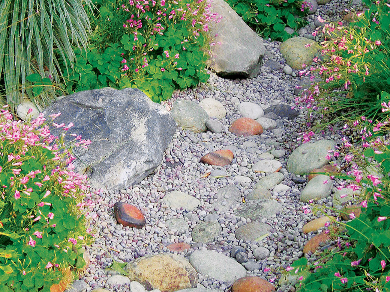 Build a Dry Creek Bed