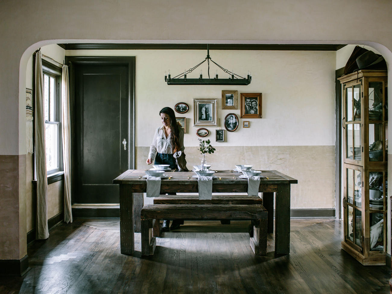 Ideas for Dark Home Decor