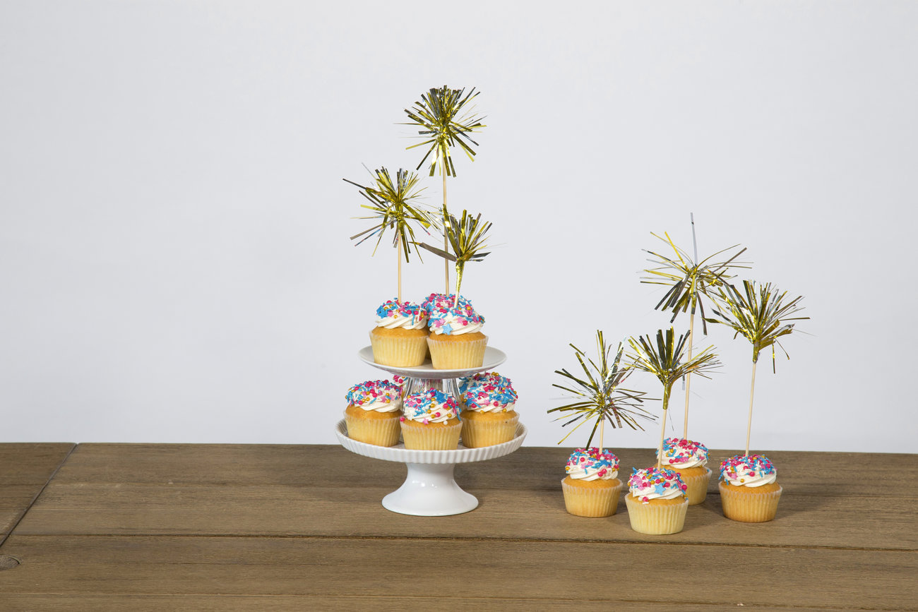 How to Make Sparkler Cupcake Toppers