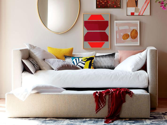 10 Perfect Daybeds for Luxe Relaxation