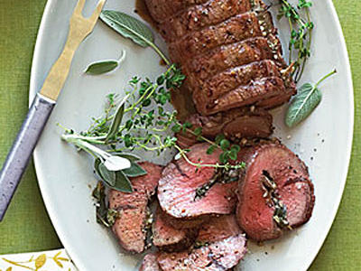 Fire Up the Holiday Grill: 2 Splurge-Worthy Beef Tenderloins