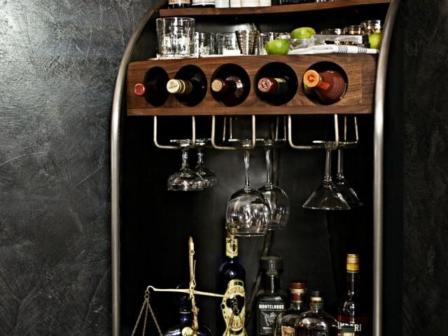 Planning a cocktail party? You need this bar!