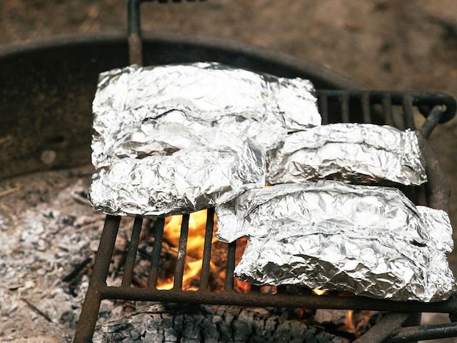 How to Build a Campfire for Cooking