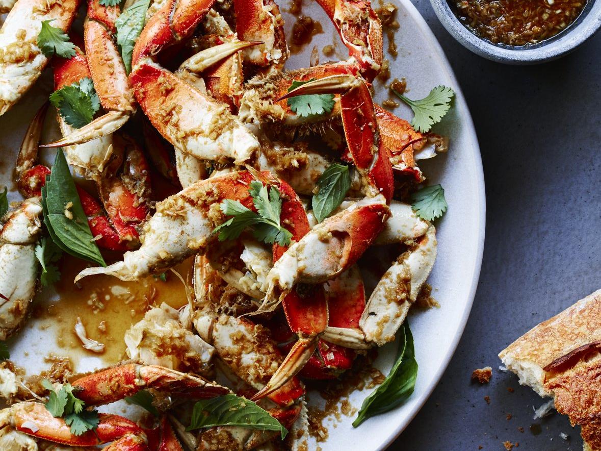 Giveaway + How to pick party-worthy seafood