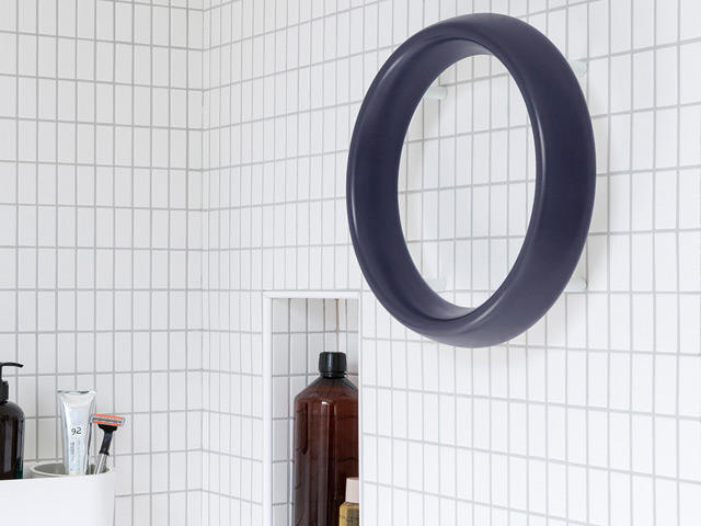 3 minimalist bathroom accessories you must have